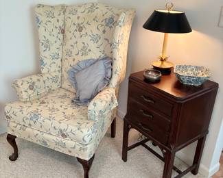 Arm chair, side table