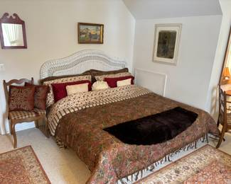 Beautiful wicker queen bed