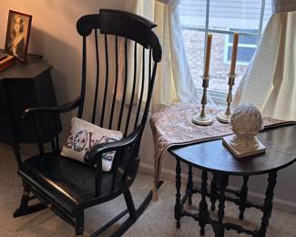 Rocking chair, vintage gate leg table
