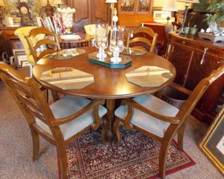 Round table and 4 chairs