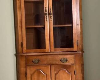 Maple Corner Cabinet