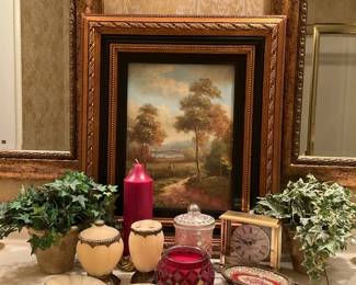 Lot Of Bathroom Decor