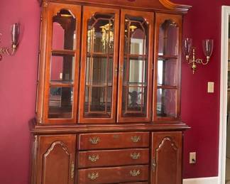 Lexington Cherry China Cabinet Lighted Two Pieces