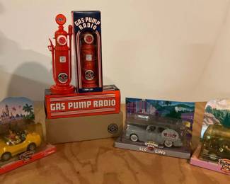 Gas Pump Radio Chevron Collectibles Cars