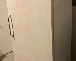 Sears Coldspot Upright Freezer Chest