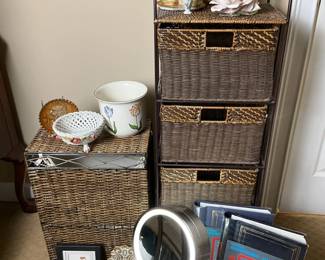 Nippon Tiny Tea Set Collectables Wicker Storage