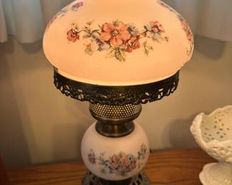Lovely little Vintage GWTW Lamp! 