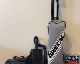 Oreck XL Xtended Life Vacuum With Bags hand Held Oreck XL With Attachments 