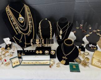 Gold Toned Necklaces, Bracelets, Rings, Brooches, Earrings