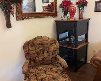 Lucious easy chair and matching ottoman 
