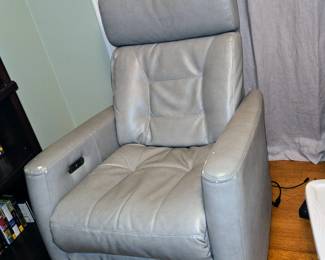 Electric Reclining Lounging Chairs (2)