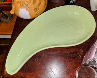 Collectable Pottery to include, Hull, Calif USA, Haeger USA, McCoy. California Orig, Frankoma, Holland Mold