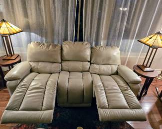 La-Z-Boy Electric Reclining Sofa, Leather