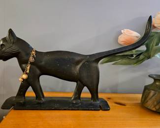 Cast Iron Black Cat
