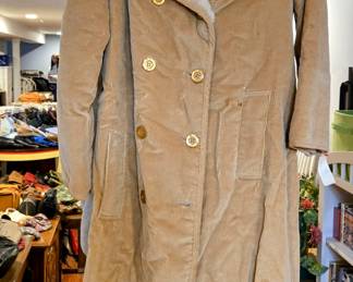 Vintage Weather Bee, Coat