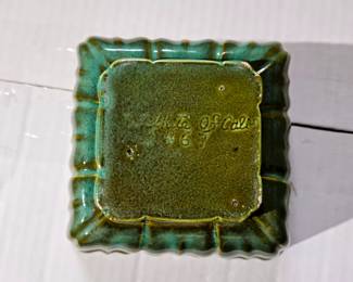 Collectable Pottery to include, Hull, Calif USA, Haeger USA, McCoy. California Orig, Frankoma, Holland Mold