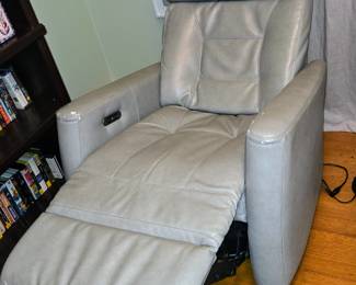 Electric Reclining Lounging Chairs (2)