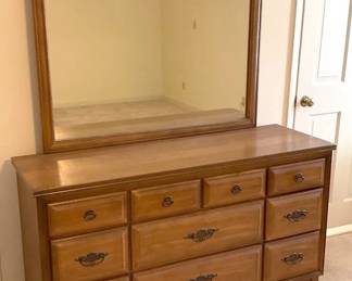 10 Drawer Dresser