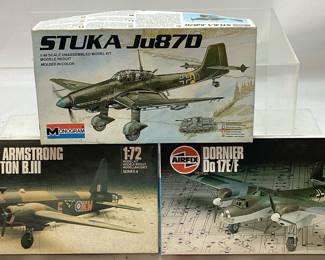 (3) AIRFIX & MONOGRAM WW2 MODEL PLANES KITS 1=1982, 2=1983