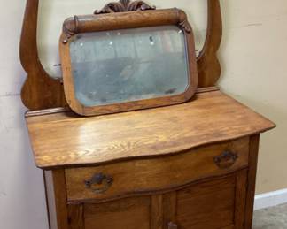 ANTIQUE TIGER OAK WASHSTAND w MIRROR