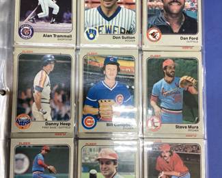 BINDER OF ASSORTED FOOTBALL & BASEBALL CARDS, BECKETT FOOTBALL CARD MAGAZINE, BO JACKSON, LAMAR LATHON, BUBBY BRISTER, CLAY CARROLL, DON SUTGON, STEVE MURA