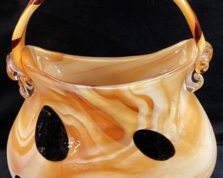 MULTICOLORED GLASS POCKETBOOK VASE, 8’’W