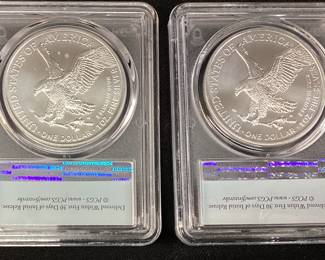 (2) 2022 SILVER AMERICAN EAGLES GRADED MS70