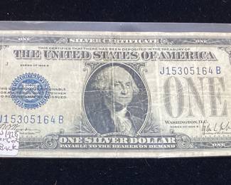 1928-B $1 DOLLAR SILVER CERTIFICATE ‘’FUNNY BACK’’ 