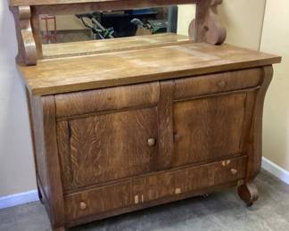 ANTIQUE TIGER OAK SIDEBOARD/BUFFET w MIRROR