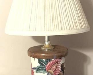 20 - Lamp - 20" Tall You are buying a used as-is electric/electronic item. We do not guarantee all components are present, and if it is not expressly stated, it is untested.