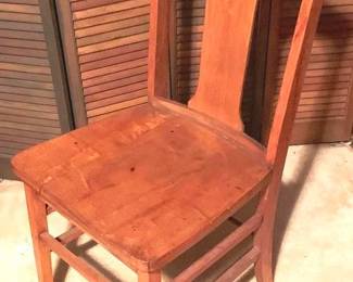 95 - Chair - 37" x 18" x 18"