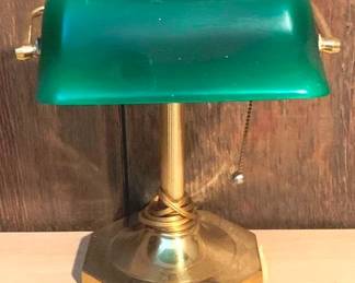 115 - Desk Lamp - 10" x 15" You are buying a used as-is electric/electronic item. We do not guarantee all components are present, and if it is not expressly stated, it is untested.