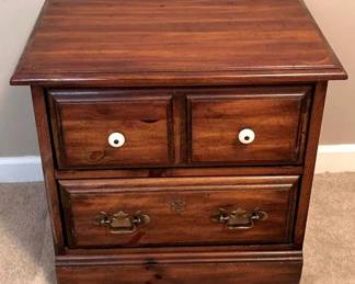 17 - American of Martinsville 2 Drawer Stand