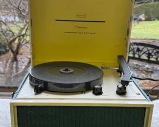 Vintage Sears Silvertone Portable Record Player