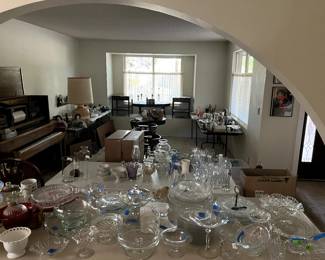 glassware and dining sets