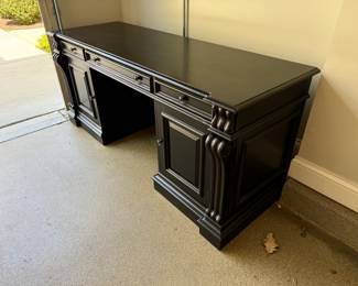Large executive desk,Telluride by Hooker furniture