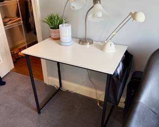 office desk and lamps