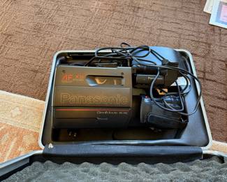 Vintage Panasonic OmniMovie VHS HQ PV-715S Kit