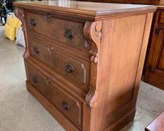 Victorian style walnut/burled wood 3-drawer dresser