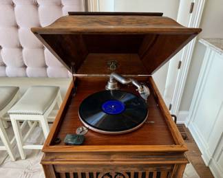 Antique Oak Phonograph by Superior Phonograph Co.