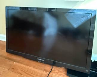 32" Panasonic TV