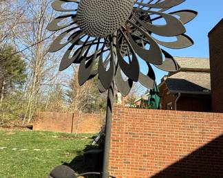 Sunflower wind spinner