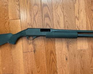 H&R 1871 Pardner Pump shotgun