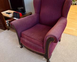 Plum arm chair 