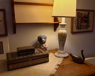  White table lamp with painted flowers; decorative trinket boxes