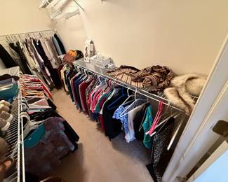 Women's clothing and shoes (M/L)