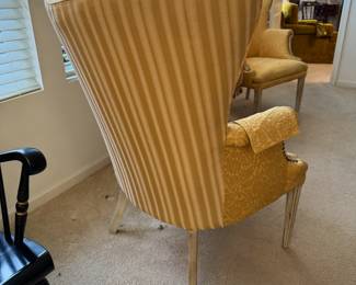 Vintage Butterfly Wingback Button Tufted Lounge Chair (gold)