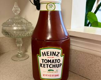 Vintage ceramic Heinz ketchup bottle cookie jar.