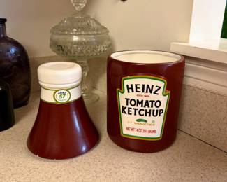 Vintage ceramic Heinz ketchup bottle cookie jar.