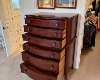 Antique 6-drawer dresser